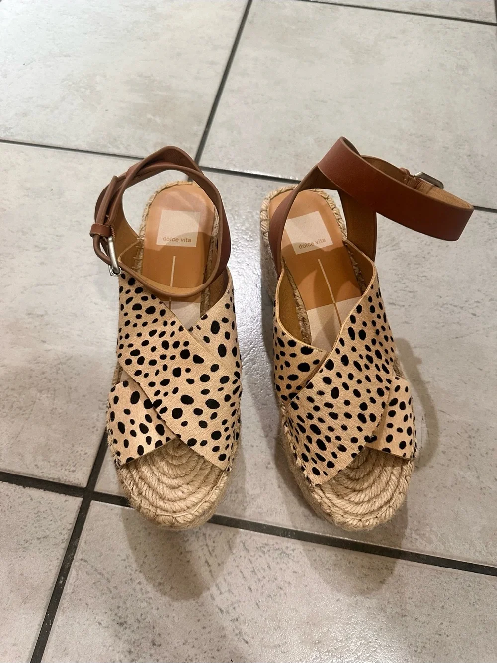 Dolce Vita Carsie platform wedge sandals cheetah print calf hair upper tan 7.5